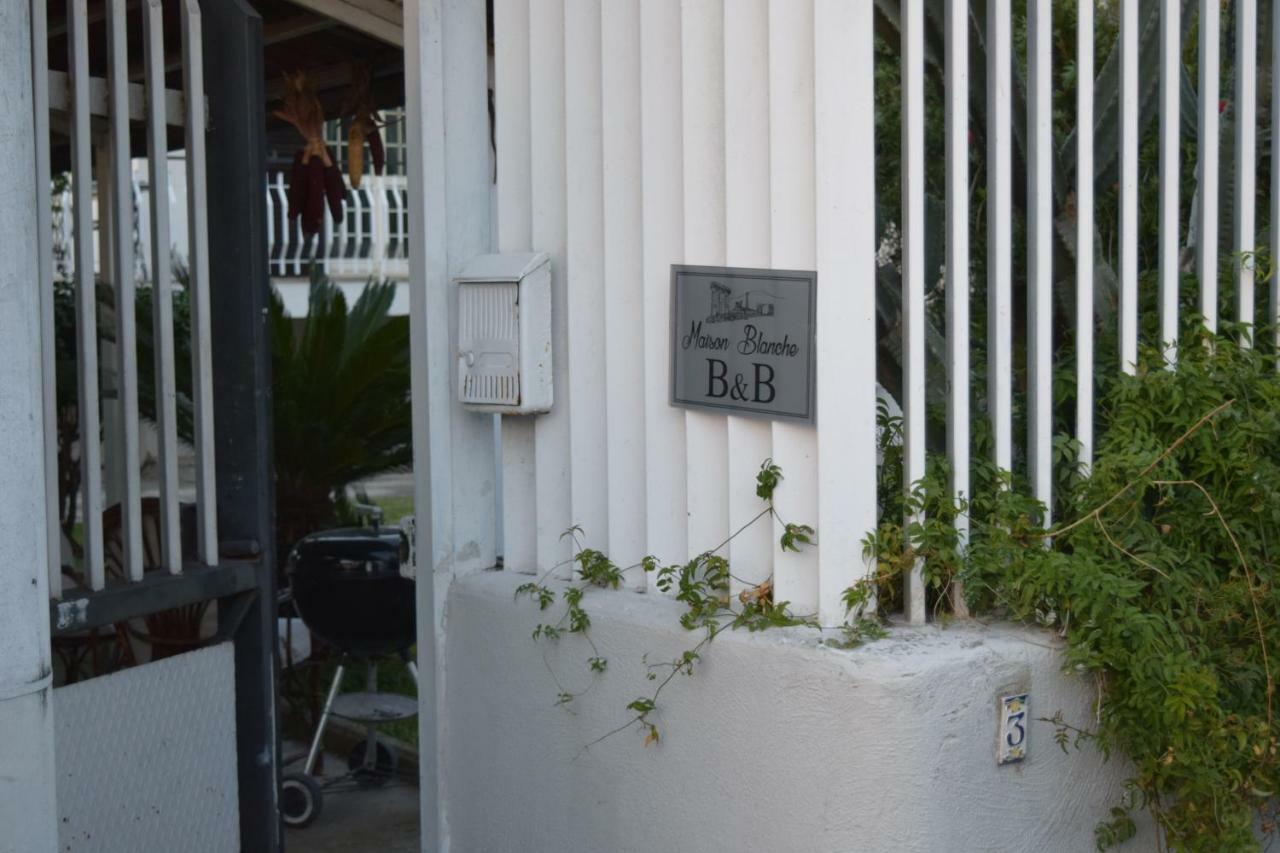 פומפיי B&B Maison Blanche מראה חיצוני תמונה