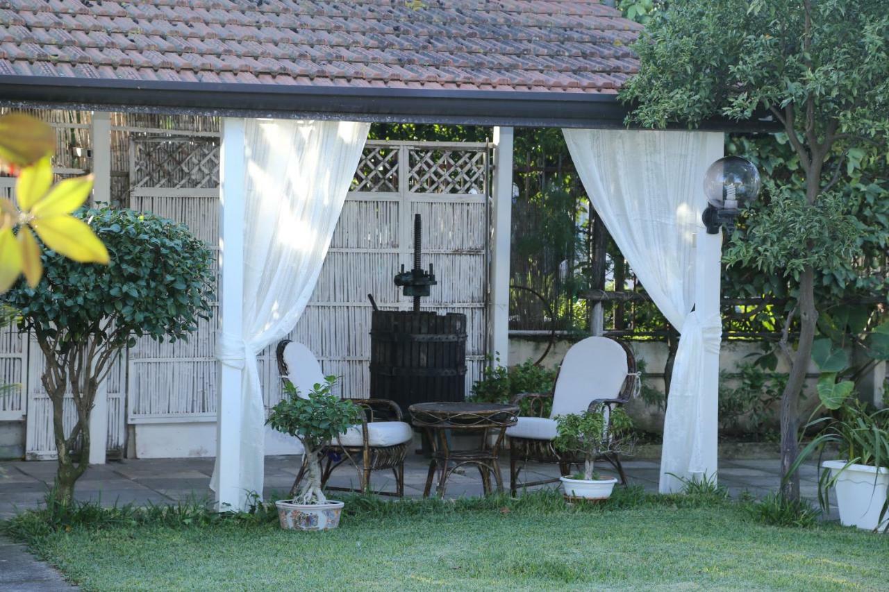 פומפיי B&B Maison Blanche מראה חיצוני תמונה
